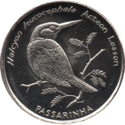 10 Escudos Grey-headed Kingfisher back