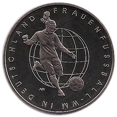 10 Euros Women's Soccer Championship back