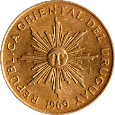 5 Pesos front