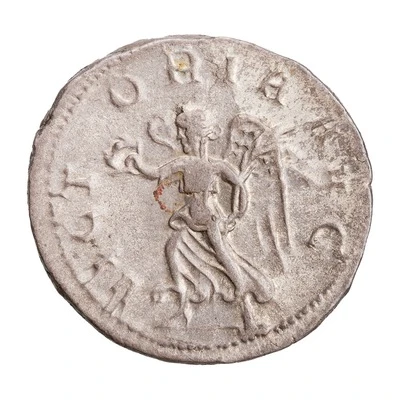 Antoninianus - Trajan Decius VICTORIA AVG; Victory back