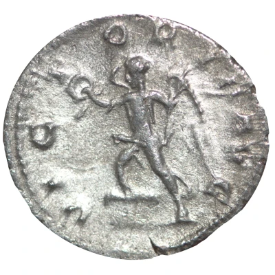 Antoninianus - Trajan Decius VICTORIA AVG; Victory back