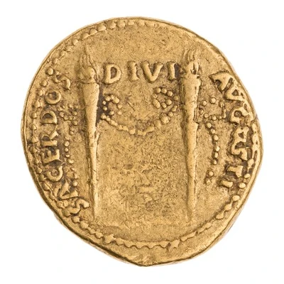 Aureus - Antonia Minor SACERDOS DIVI AVGVSTI back