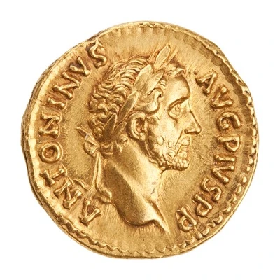 Aureus - Antoninus Pius LIB V in field; Liberalitas front