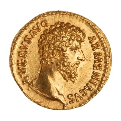 Aureus - Lucius Verus TR P IIII IMP II COS II; Victory front