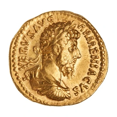 Aureus - Lucius Verus TR P V IMP II COS II; Roma and Victory front