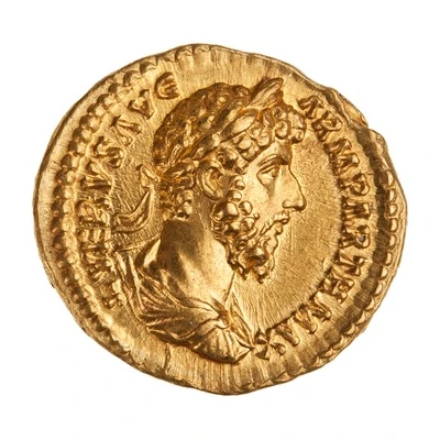 Aureus - Lucius Verus TR P VI IMP III COS II front