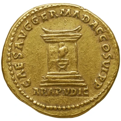 Aureus - Plotina CAES AVG GERMA DAC COS VI P P ARA PVDIC; Pudicitia back