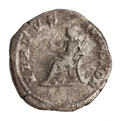 Denarius - Caracalla VIRTVS AVGVSTOR; Virtus and Victory back