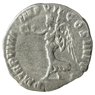 Denarius - Commodus P M TR P VIIII IMP VII COS IIII P P; Victory back
