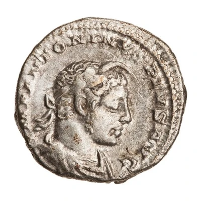 Denarius - Elagabalus INVICTVS SACERDOS AVG front
