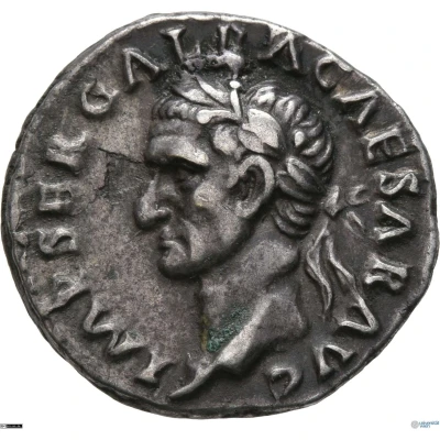 Denarius - Galba ROMA RENASC; Roma and Victory front
