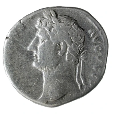 Denarius - Hadrian LIBERALITAS AVG COS III P P; Liberalitas front