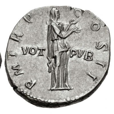 Denarius - Hadrian P M TR P COS III VOT PVB; Pietas back