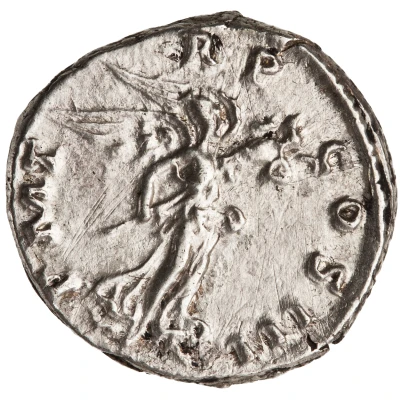 Denarius - Hadrian P M TR P COS III; Victory back