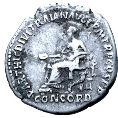 Denarius - Hadrian PARTHIC DIVI TRAIAN AVG F P M TR P COS P P CONCORD; Concordia back