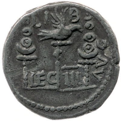 Denarius LIB AVG LEG III; Victory back