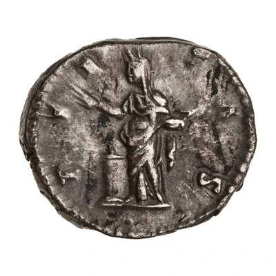 Denarius - Lucilla PIETAS; Pietas back