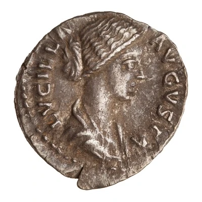 Denarius - Lucilla VENVS VICTRIX; Venus and Victory front