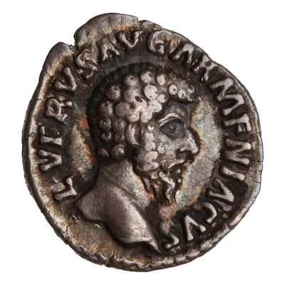 Denarius - Lucius Verus TR P III IMP II COS II ARMEN; Armenia front