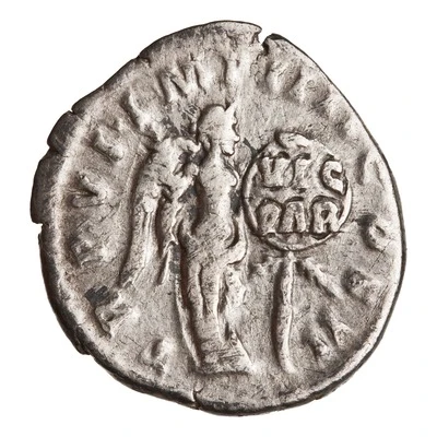 Denarius - Lucius Verus TR P VI IMP IIII COS II; Victory back