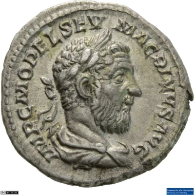 Denarius - Macrinus LIBERALITAS AVG; Liberalitas front