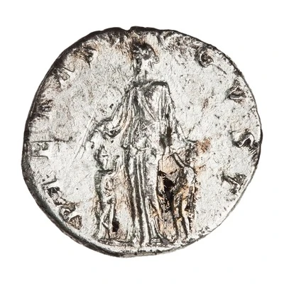 Denarius - Matidia and Sabina PIETAS AVGVST back
