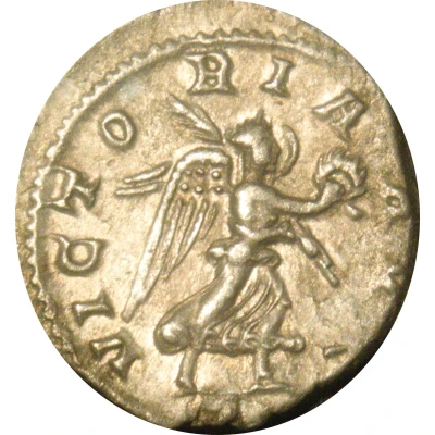 Denarius - Maximinus Thrax VICTORIA AVG; Victory back