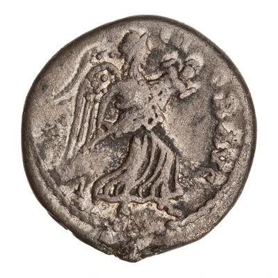 Denarius - Septimius Severus VICTOR AVG; Victory back