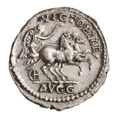 Denarius - Septimius Severus VICTORIAE AVGG; Victory back