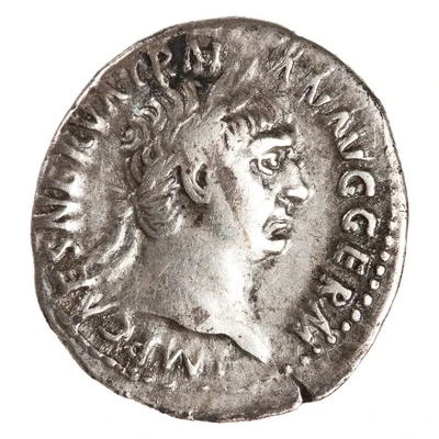 Denarius - Trajan P M TR P COS II P P; Victory front