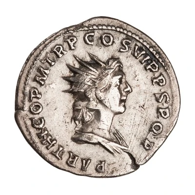 Denarius - Trajan PARTHICO P M TR P COS VI P P S P Q R; Sol back