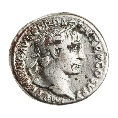 Denarius - Trajan S P Q R OPTIMO PRINCIPI; Virtus front