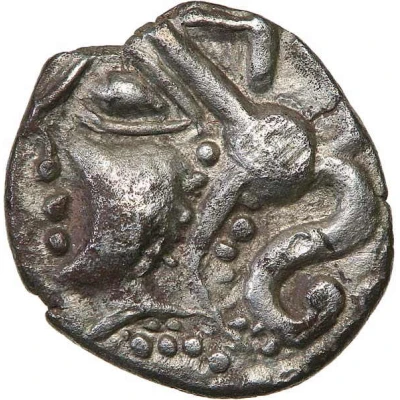 Denier or Quinarius with helmeted head and carnyxes 80 BC - 50 BC front