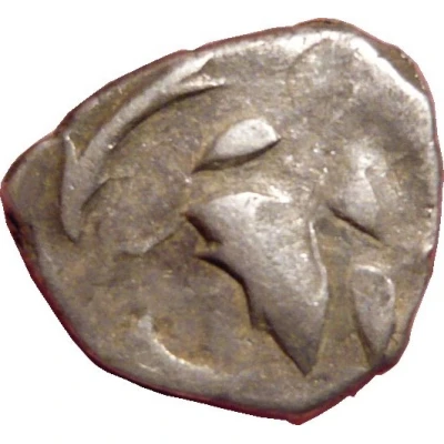 Drachm with cubist head 100 BC - 50 BC front