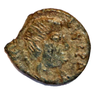 Follis - Decentius VICTORIAE; Barbarous imitation front