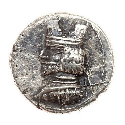 Hemidrachm - Ardakhshir II Crown with 2 merlins 40 BC - 5 BC front