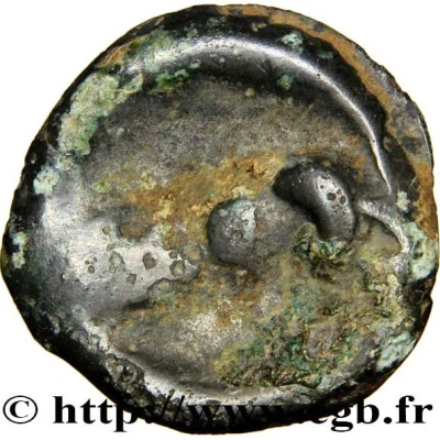 Potin with crescents 60 BC - 40 BC back