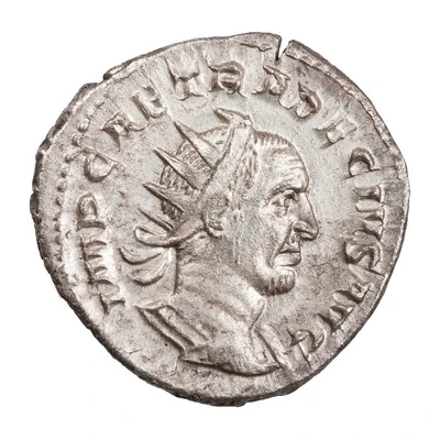 Quinarius - Trajan Decius VICTORIA AVG; Victory front