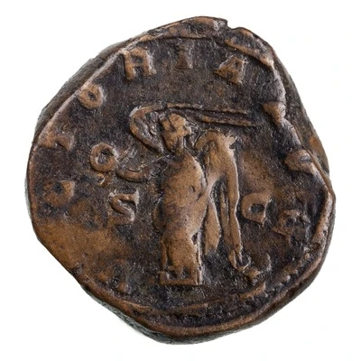 Sestertius - Valerianus VICTORIA AVGG S C; Victory back