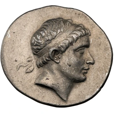 Tetradrachm - Antiochos Hierax Parium 242 BC - 227 BC front