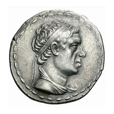 Tetradrachm - Ariarathes IV Eusebes 220 BC - 163 BC front