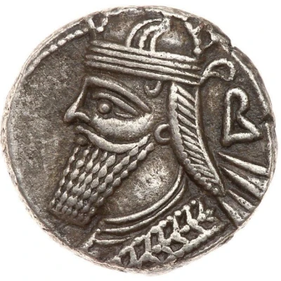 Tetradrachm - Vologases IV front