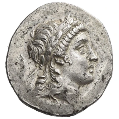 Tetradrachm 155 BC - 145 BC front