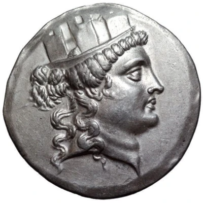 Tetradrachm 155 BC - 145 BC front