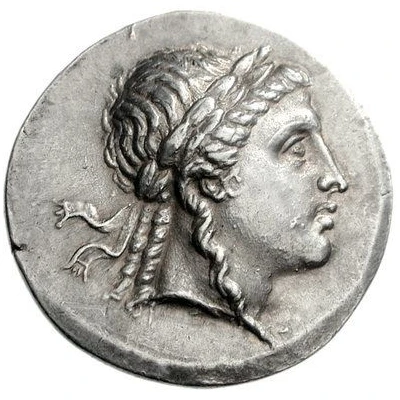 Tetradrachm 155 BC - 145 BC front